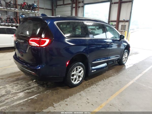 2017 CHRYSLER PACIFICA TOURING-L PLUS — I4