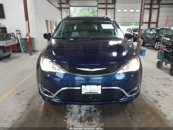 2017 CHRYSLER PACIFICA TOURING-L PLUS — I115