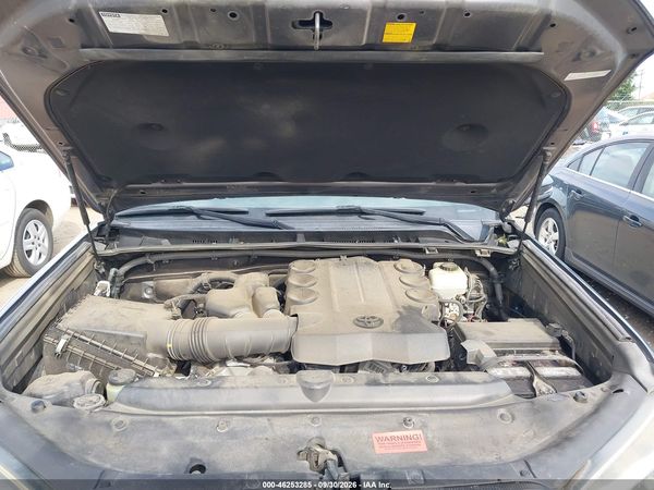 2016 TOYOTA 4RUNNER LIMITED — I10