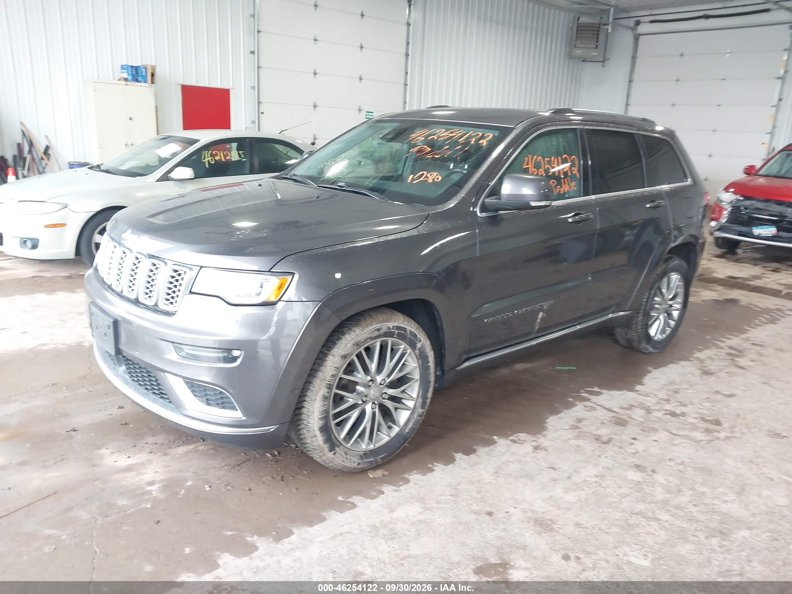 2018 JEEP GRAND CHEROKEE SUMMIT 4X4 — I2
