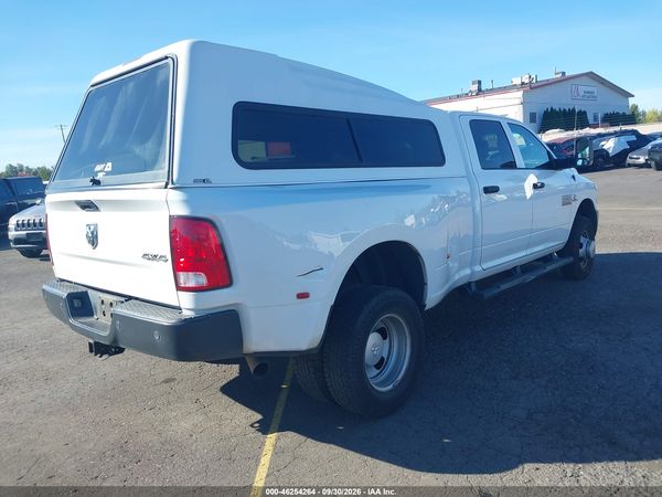 2017 RAM 3500 TRADESMAN  4X4 8' BOX — I4