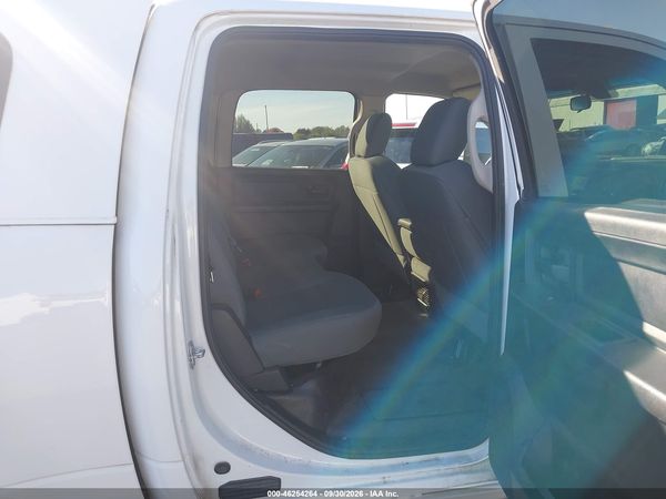 2017 RAM 3500 TRADESMAN  4X4 8' BOX — I8