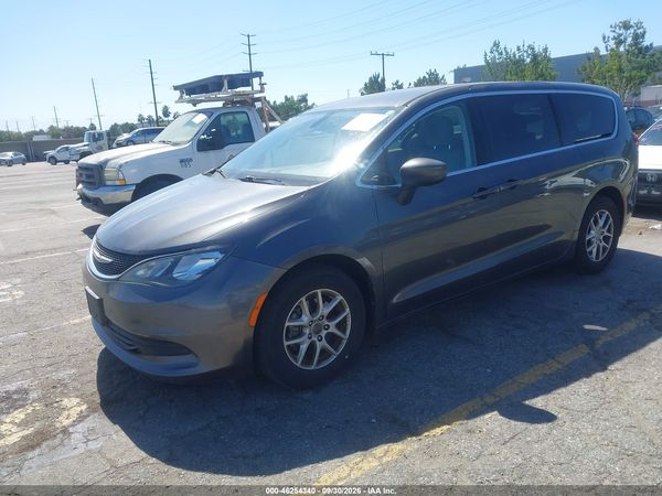 2017 CHRYSLER PACIFICA — I2