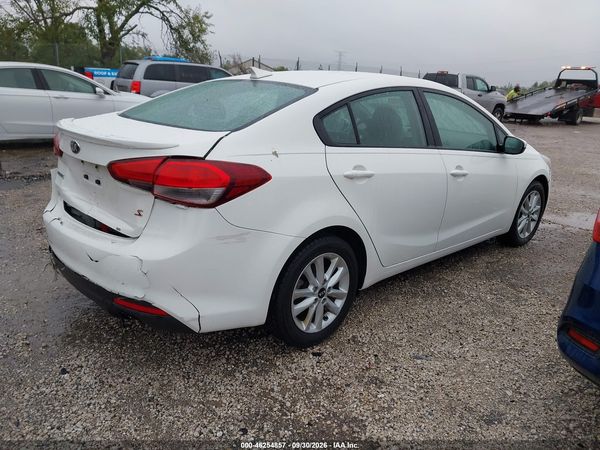 2017 KIA FORTE S — I4