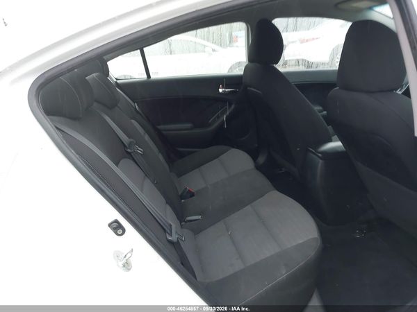2017 KIA FORTE S — I8