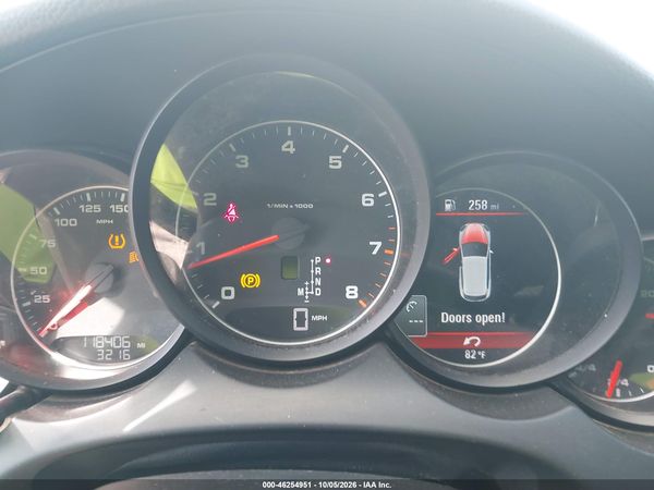 2012 PORSCHE CAYENNE — I7