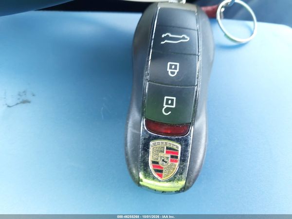 2021 PORSCHE MACAN Base — I11