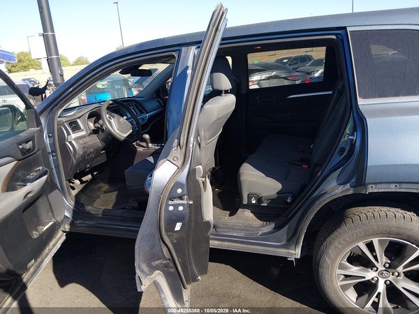 2019 TOYOTA HIGHLANDER LE — I8