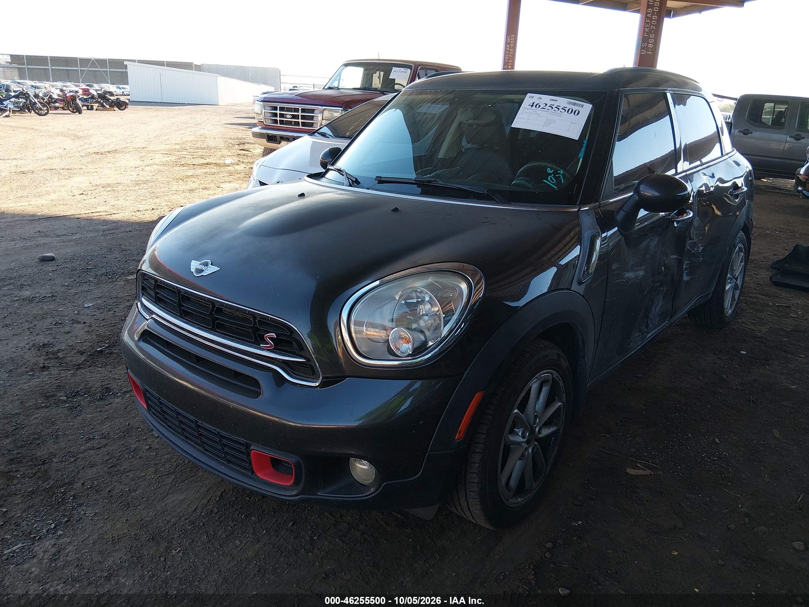 2015 MINI COUNTRYMAN COOPER S — I2