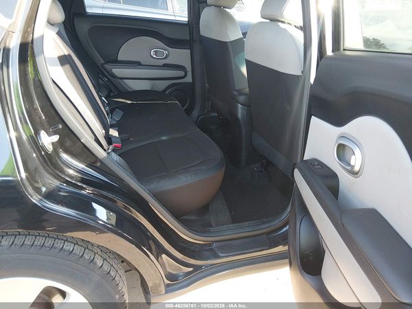2016 KIA SOUL Plus — I8