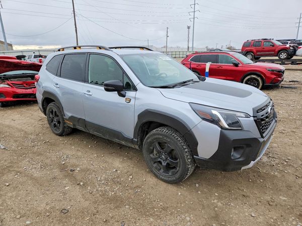 2024 SUBARU FORESTER