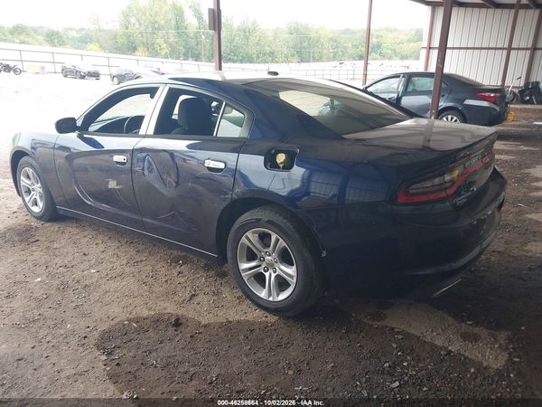 2015 DODGE CHARGER SE — I3