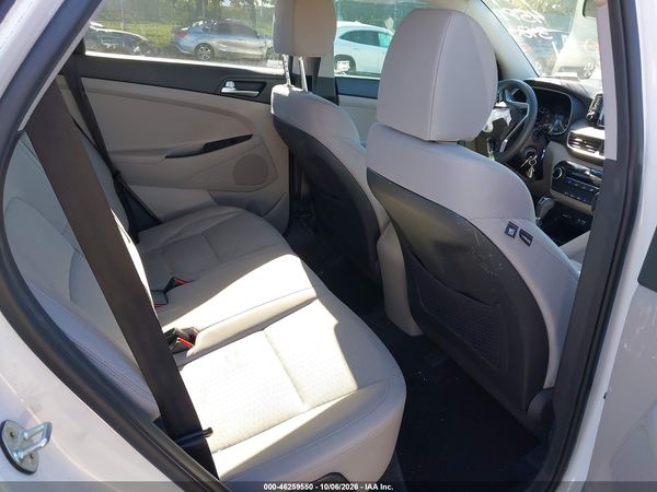 2019 HYUNDAI TUCSON SE — I8