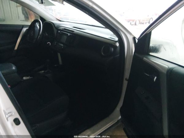 2017 TOYOTA RAV4 XLE — I5