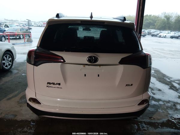 2017 TOYOTA RAV4 XLE — I119