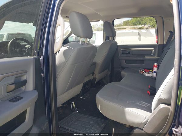 2016 RAM 3500 TRADESMAN — I7