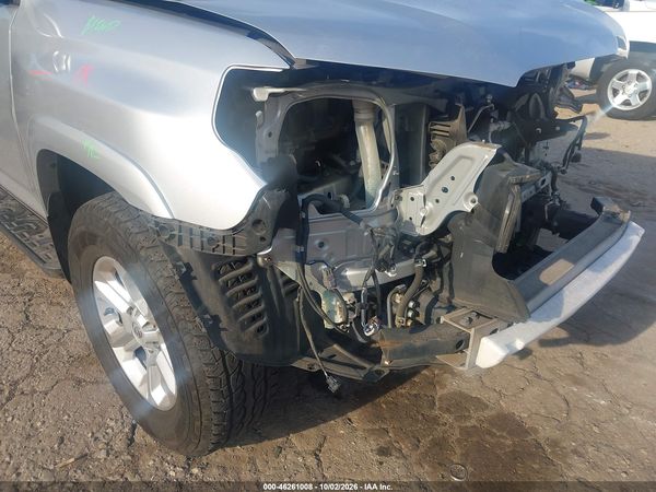 2016 TOYOTA 4RUNNER SR5 — I153