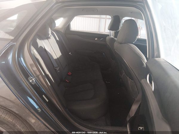 2021 KIA K5 LXS — I8