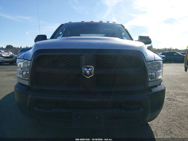2018 RAM 3500 TRADESMAN  4X2 8' BOX — I115