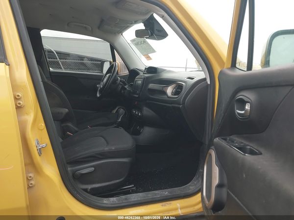 2017 JEEP RENEGADE LATITUDE FWD — I5
