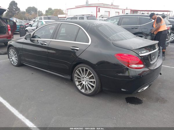 2016 MERCEDES-BENZ C 300 SPORT — I3