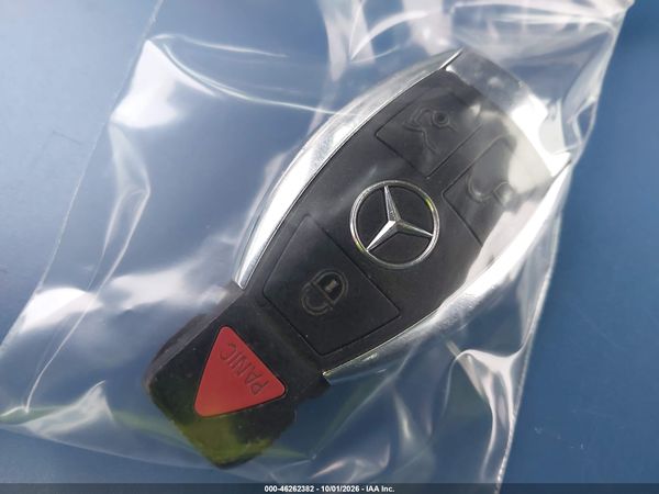 2016 MERCEDES-BENZ C 300 SPORT — I11