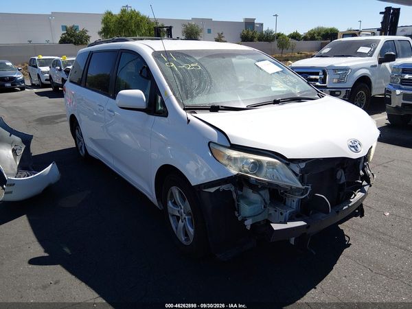 2012 TOYOTA SIENNA LE V6 8 PASSENGER — I1