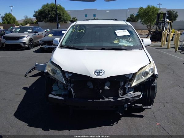2012 TOYOTA SIENNA LE V6 8 PASSENGER — I115