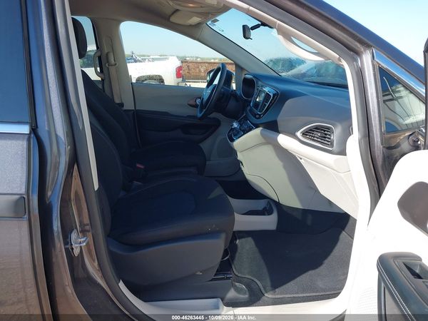 2021 CHRYSLER VOYAGER L — I5