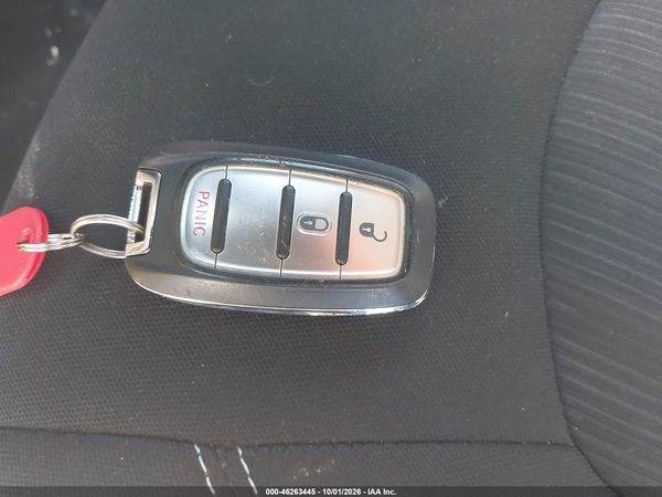 2021 CHRYSLER VOYAGER L — I11