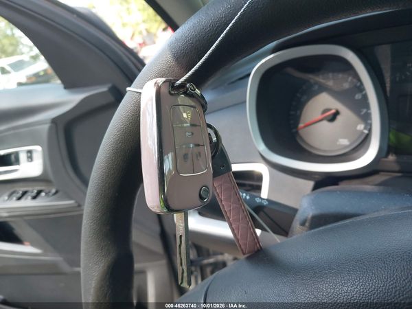 2012 CHEVROLET EQUINOX LS — I11