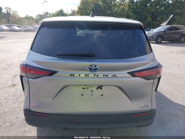 2021 TOYOTA SIENNA LE — I119