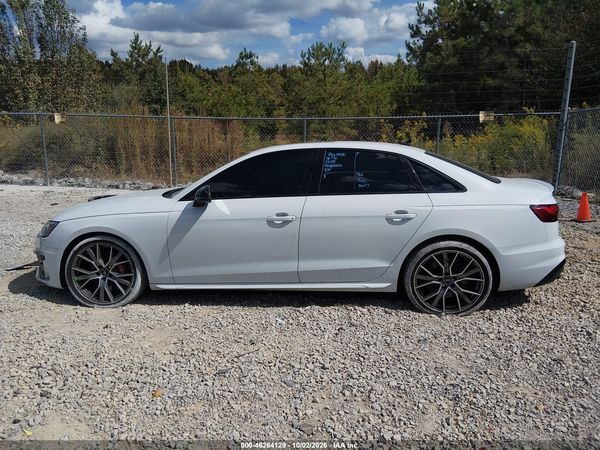 2022 AUDI S4 — I117