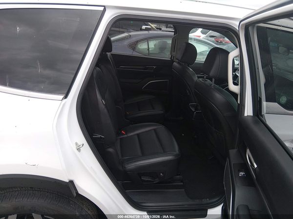 2025 KIA TELLURIDE S — I8