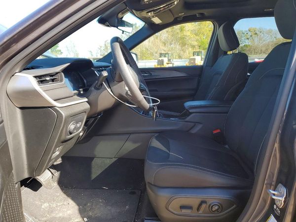 2025 JEEP GRAND CHEROKEE