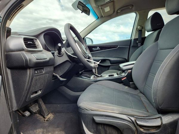 2019 KIA SORENTO L, LX, S