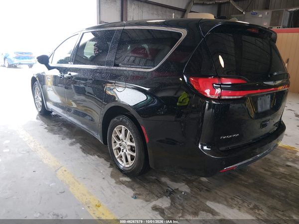 2024 CHRYSLER PACIFICA TOURING L — I3