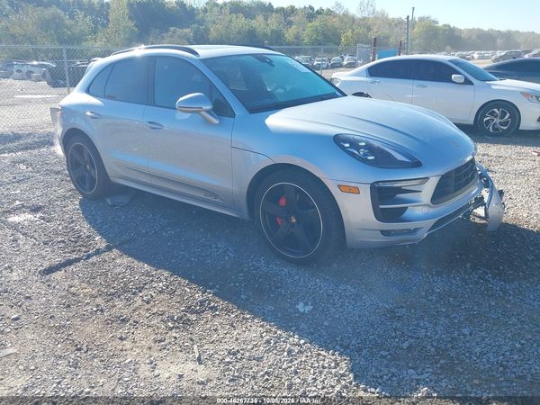 2018 PORSCHE MACAN GTS — I1