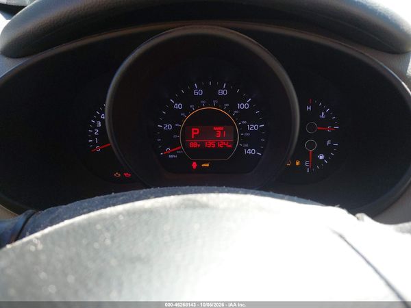 2016 KIA SOUL Plus — I7