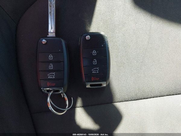 2016 KIA SOUL Plus — I11