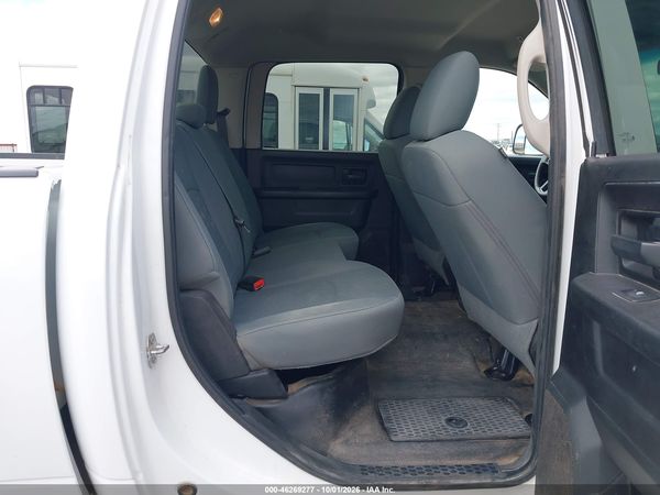 2018 RAM 3500 TRADESMAN  4X4 8' BOX — I8
