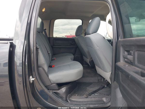 2018 RAM 2500 TRADESMAN  4X4 6'4 BOX — I8