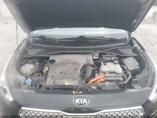 2017 KIA NIRO EX — I10