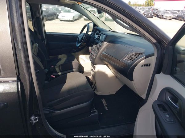 2017 DODGE GRAND CARAVAN SE — I5