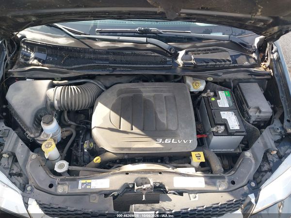 2017 DODGE GRAND CARAVAN SE — I10