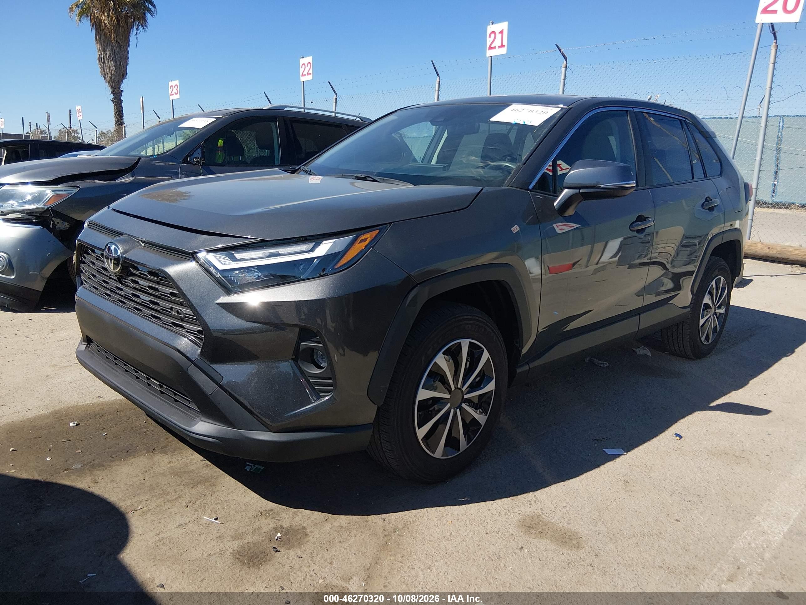 2025 TOYOTA RAV4 LE — I2