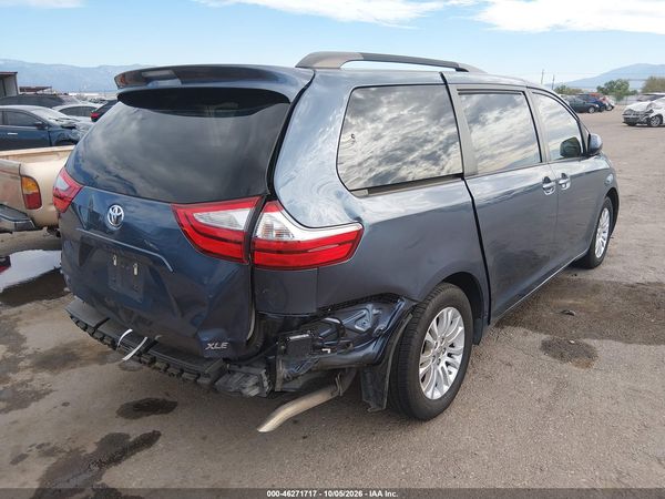 2015 TOYOTA SIENNA XLE 8 PASSENGER — I4