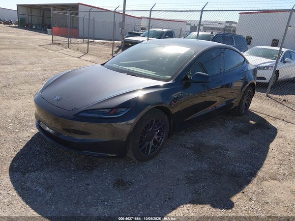 2025 TESLA MODEL 3 — I2