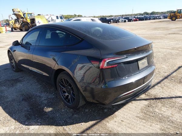 2025 TESLA MODEL 3 — I3