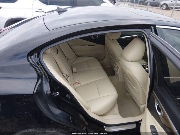 2018 INFINITI Q50 3.0T LUXE — I8